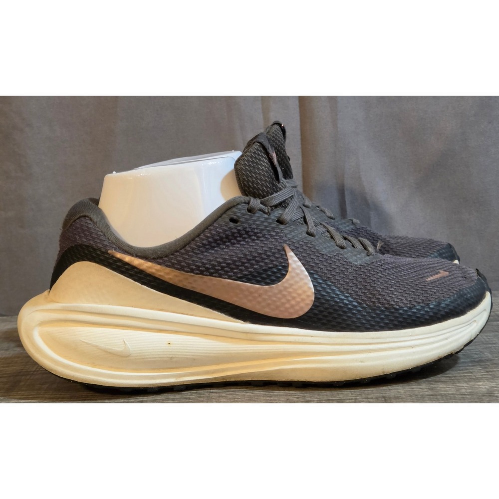 Nike Revolution 8 Running Shoes Women's Size 6.5 Gray